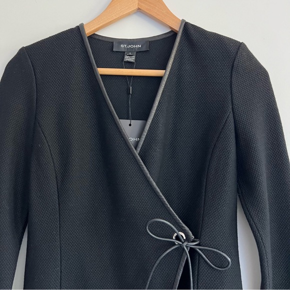 ST. JOHN Black Wool Blend Leather Trim Waist Tie Long Sleeve Jacket Blazer Sz 2 - Picture 2 of 16